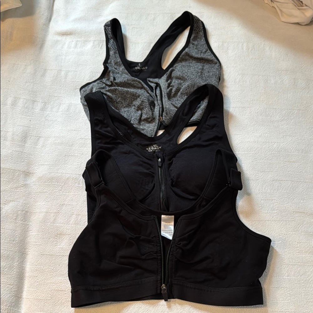 Black and Gray Sports Bras Set